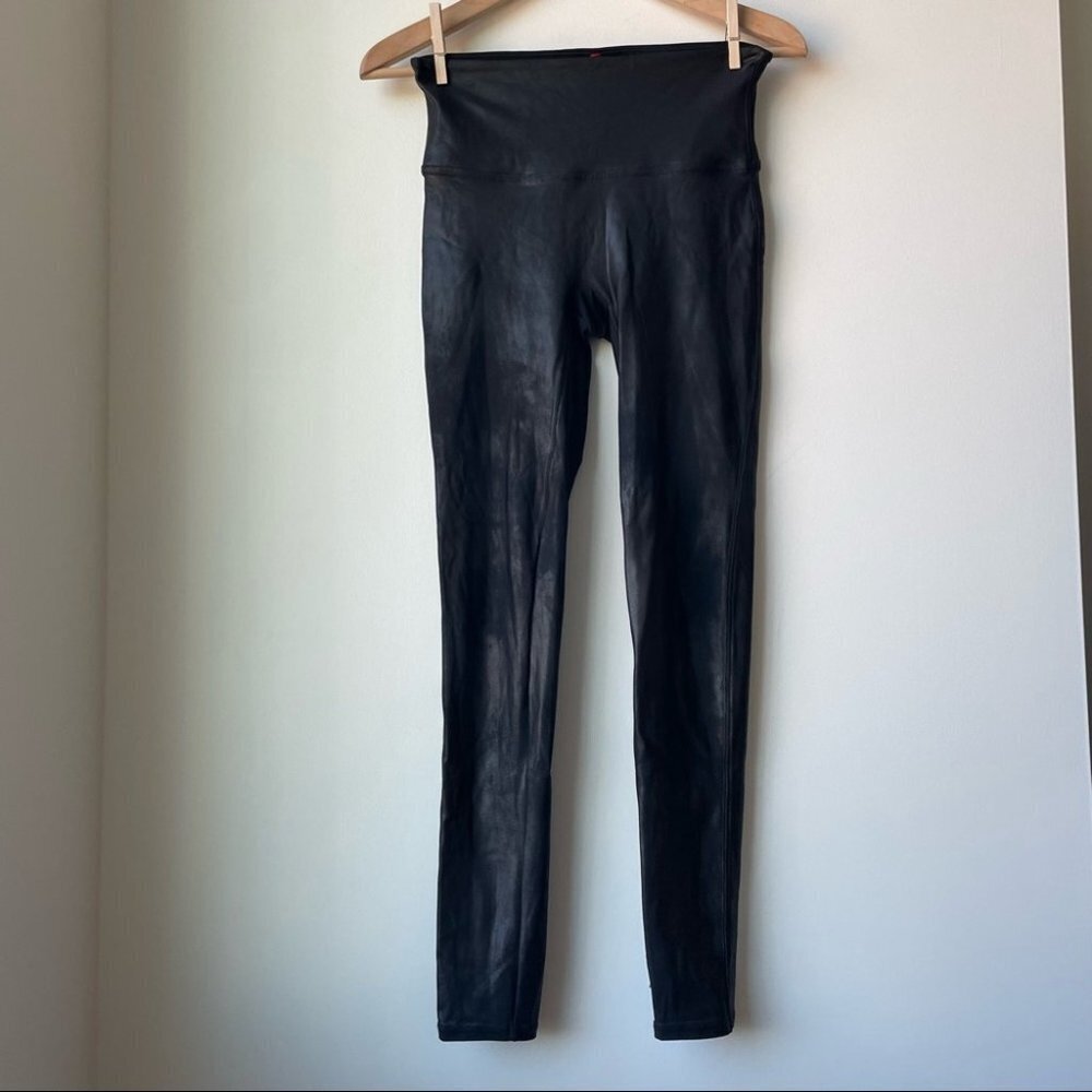 Spanx Faux Leather Leggings - Picture 4 of 8